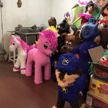 Reyes Nopalitos - Party Supplies Near Me - Houston, Texas