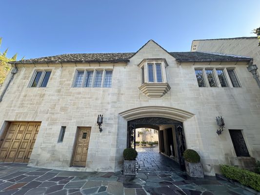 Greystone Mansion & Gardens: The Doheny Estate by null