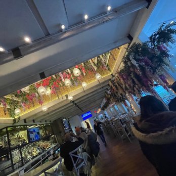 HAVEN Riverfront Restaurant & Bar - Inside - New American Near Me - Edgewater, New Jersey