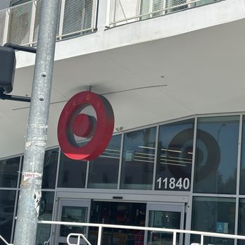 Target - Entrance - Department Stores Near Me - Los Angeles, California