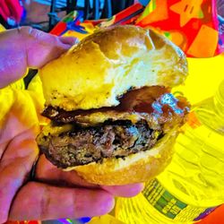 Sun City’s Food Truck Park
