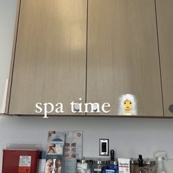 Beverly Hills Rejuvenation Center - PREPPING for my lips!