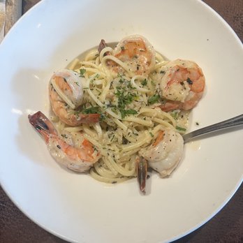 Vitello's Restaurant - Citrus Shrimp Linguine - Italian Near Me - Studio City, California Vitello's Restaurant - Citrus Shrimp Linguine - Italian Near Me - Studio City, California