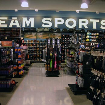DICK'S Sporting Goods - Sports Wear Near Me - Grafton, Wisconsin DICK'S Sporting Goods - Sports Wear Near Me - Grafton, Wisconsin