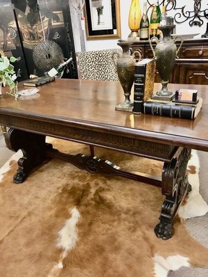 Antiques & Beyond by null