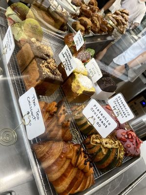 Lakon Paris Patisserie by null