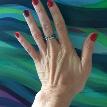 Essence Nails & Spa - Fun manicure! - Nail Salons Near Me - Cincinnati, Ohio