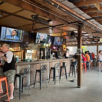 SOUTH AUSTIN BEER GARDEN - Updated January 2026 - 96 Photos & 111