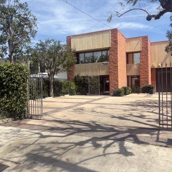 Thrifty Tree Service - Tree Services Near Me - Tarzana, California Thrifty Tree Service - Tree Services Near Me - Tarzana, California