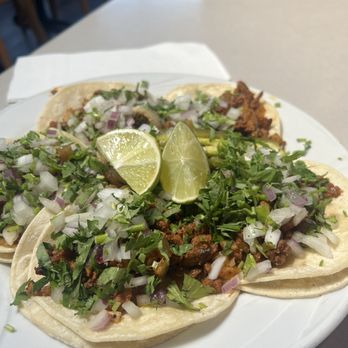El Burrito Mojado - 5 Adobada Tacos. - Food Trucks Near Me - Kirkland, Washington
