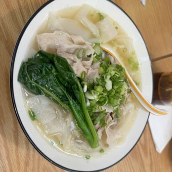 Walala Hand-Pulled Noodles - Sliced pork belly wide rice noodle (hor fun) - Noodles Near Me - Orlando, Florida