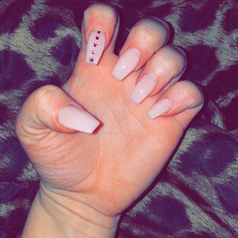 Vnails - Nail Salons Near Me - Tacoma, Washington