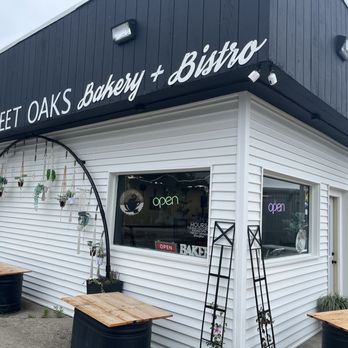 Sweet Oaks Bakery And Bistro - Breakfast & Brunch Near Me - Collins, Iowa Sweet Oaks Bakery And Bistro - Breakfast & Brunch Near Me - Collins, Iowa