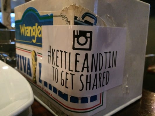 Kettle & Tin by null