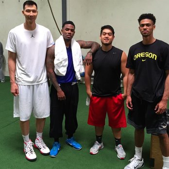 Alexander Proformance - After a training session with NBA Yi JianLian, Daniel Gibson and Oregon D1 Tyler Dorsey. - Gyms Near Me Alexander Proformance - After a training session with NBA Yi JianLian, Daniel Gibson and Oregon D1 Tyler Dorsey. - Gyms Near Me