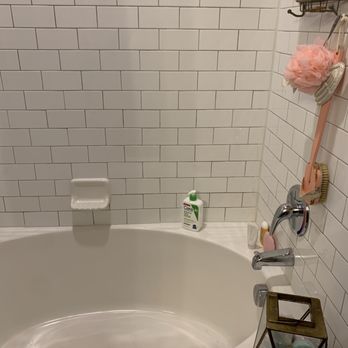 Splash Cleaning - Tub - Home Cleaning Near Me - Nashville, Tennessee
