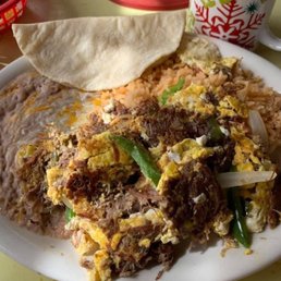 Breakfast juevos con machaca
