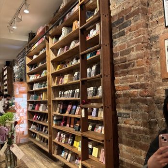 The Meadow - Book shelves filled with specialty chocolates - Chocolatiers & Shops Near Me - New York, New York The Meadow - Book shelves filled with specialty chocolates - Chocolatiers & Shops Near Me - New York, New York