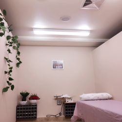 JH Nails M Spa