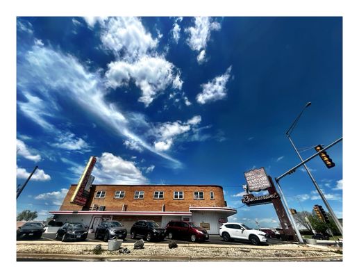 Sawa's Old Warsaw Restaurant by null