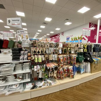 Daiso - Kitchen accessories - Discount Store Near Me - Little Ferry, New Jersey