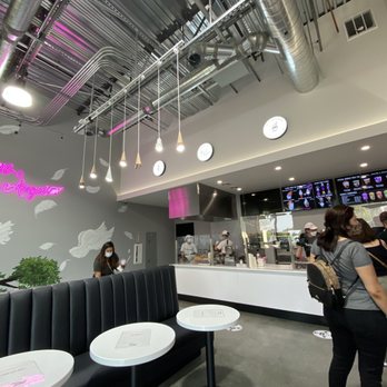 Devil & Angel Desserts - inside social distancing - Bubble Tea Near Me - Concord, California Devil & Angel Desserts - inside social distancing - Bubble Tea Near Me - Concord, California