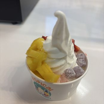 Fropical Frozen Yogurt - Original tart with mango, mochi and strawberries - Ice Cream & Frozen Yogurt Near Me - Coppell, Texas Fropical Frozen Yogurt - Original tart with mango, mochi and strawberries - Ice Cream & Frozen Yogurt Near Me - Coppell, Texas