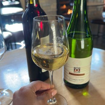 DC Estate Winery - Wine - Wedding Planning Near Me - South Beloit, Illinois