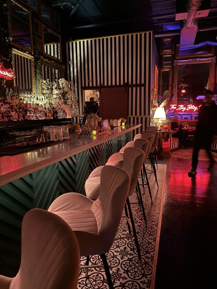 Social spots from Anansi Cocktail Lounge