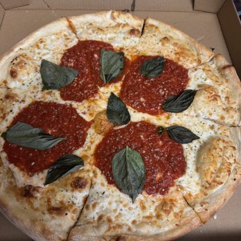 Anthony's Pizza - Pizza Near Me - Hutto, Texas