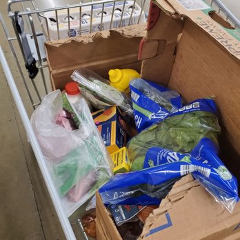 ALDI - The cashier Gopal, just tossing my food items into the cart..thanks for crushing my apples and cookies - Grocery Near Me - Fairfax, Virginia