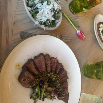 A16 - Steak and arugula - Pizza Near Me - Napa, California