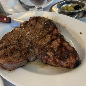 Churrasqueira Bairrada Restaurant - 24 oz. Porterhouse Steak - Portuguese Near Me - Mineola, New York Churrasqueira Bairrada Restaurant - 24 oz. Porterhouse Steak - Portuguese Near Me - Mineola, New York