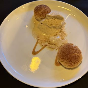 Trust Restaurant - Caramel and craquelin - New American Near Me - Grand Rapids, Michigan