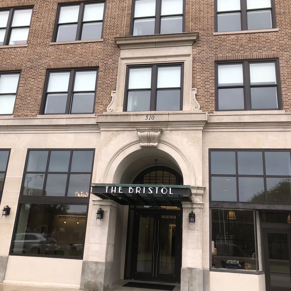 The Bristol Hotel - Hotels Near Me - Bristol, Virginia