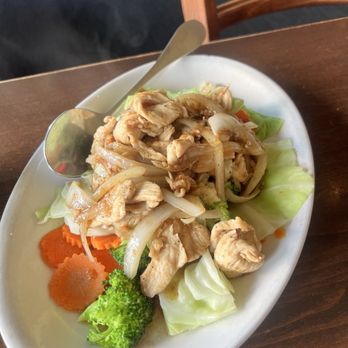 Srivilai Thai Cuisine - Thai Near Me - Seattle, Washington