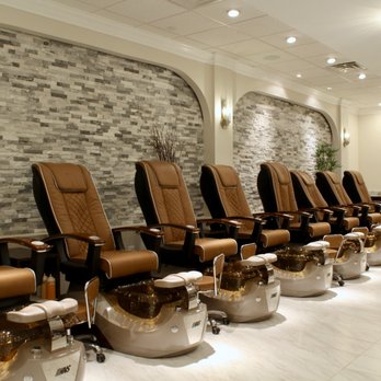 Modish Nail Spa - Philadelphia - Our massage spa chairs come with cup holders and usb ports for you to charge your phone! - Nail Salons Near Me - Philadelphia, Pennsylvania Modish Nail Spa - Philadelphia - Our massage spa chairs come with cup holders and usb ports for you to charge your phone! - Nail Salons Near Me - Philadelphia, Pennsylvania
