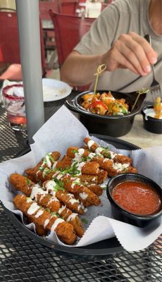 Mike's Food & Spirits by null