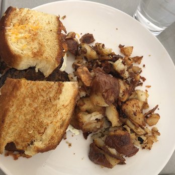 Four Friends Kitchen - Roslyn breakfast sandwich - Southern Near Me - Denver, Colorado Four Friends Kitchen - Roslyn breakfast sandwich - Southern Near Me - Denver, Colorado
