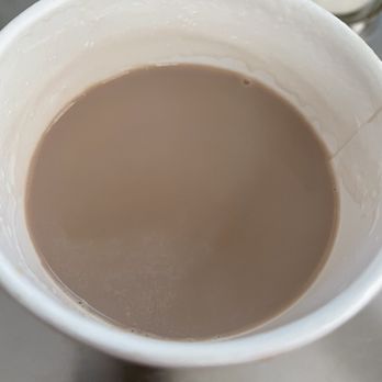 Vintage Café - Chai latte tasted like hot water w/some milk - Cafes Near Me - Montgomery, Alabama
