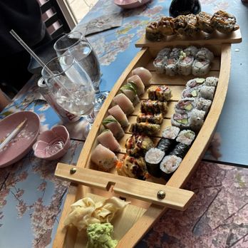 Sakura Sushi - Sushi Bars Near Me - Englewood, Colorado Sakura Sushi - Sushi Bars Near Me - Englewood, Colorado