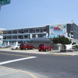 Aloha Oceanfront Motel - From the street