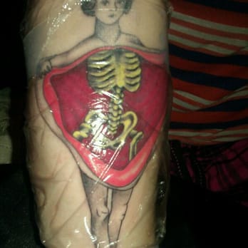 American Beauty Tattoo Parlor - Tattoo Near Me - Sunset Beach, California