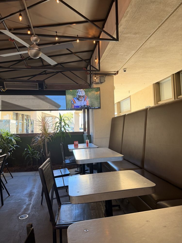 El Pueblo Mexican Food & Bar - Del Mar