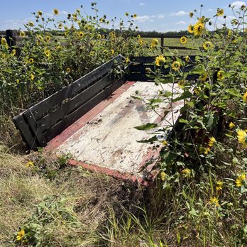 Junk It Jackson - you keep the trailer we take the junk! - Junk Removal & Hauling Near Me - Leander, Texas Junk It Jackson - you keep the trailer we take the junk! - Junk Removal & Hauling Near Me - Leander, Texas