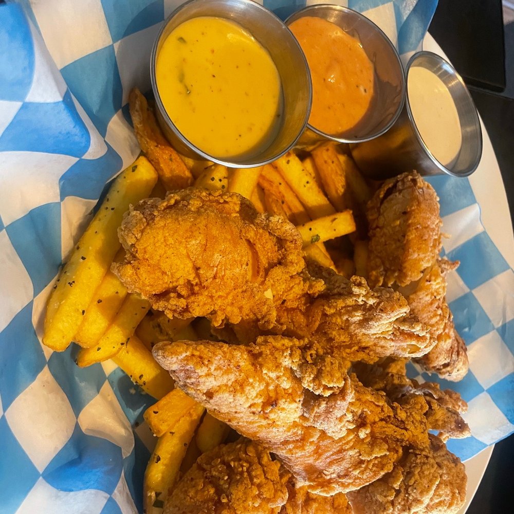 Americana - Winner Chicken Basket (Gluten Friendly) - New American Near Me - Des Moines, Iowa Americana - Winner Chicken Basket (Gluten Friendly) - New American Near Me - Des Moines, Iowa