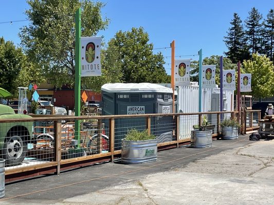 Mitote Food Park by null