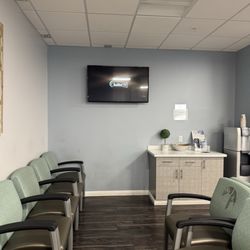 Liberty Pacific Advanced Imaging - Waiting area