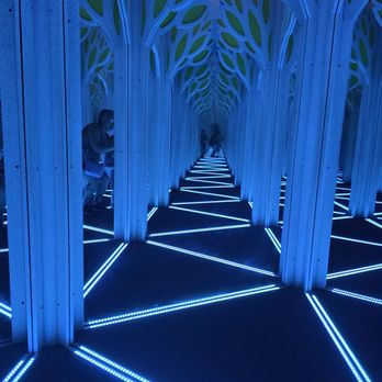 Savannah Children's Museum - Mirror maze! - Children's Museums Near Me - Savannah, Georgia Savannah Children's Museum - Mirror maze! - Children's Museums Near Me - Savannah, Georgia