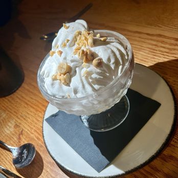 Alta Adams - Vegan Chocolate Sundae - New American Near Me - Los Angeles, California Alta Adams - Vegan Chocolate Sundae - New American Near Me - Los Angeles, California